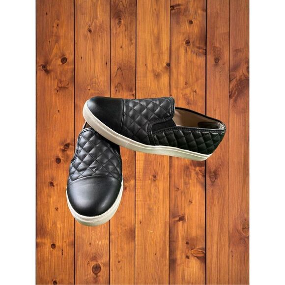 Steve Madden Zaander SLIP ON SNEAKER - Picture 3 of 8